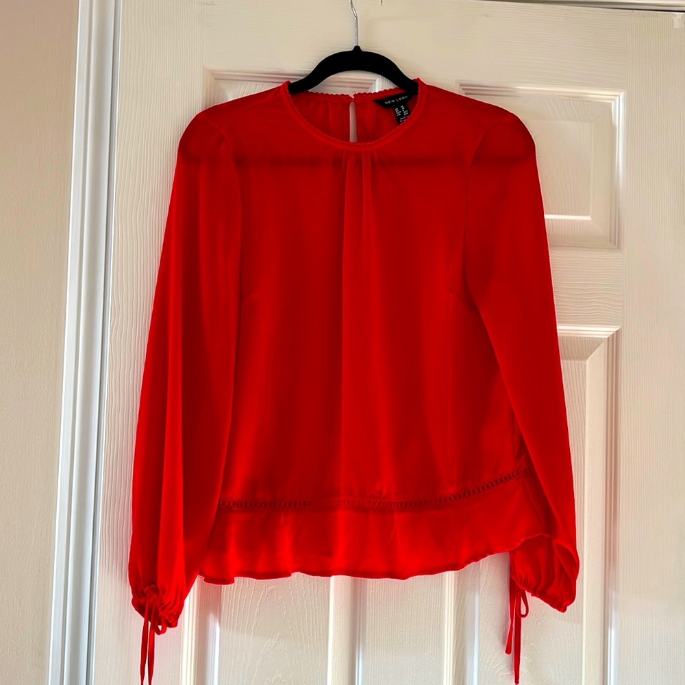 NEW LOOK light weight red blouse with sleeve ties